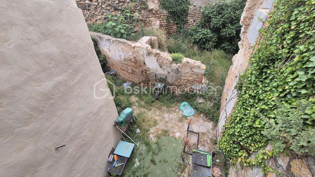 A vendre maison de maitre renovee deux faces de 183m² a baixas - centre ville - proche des commerces - terrasse - quatre chambre - photo 19