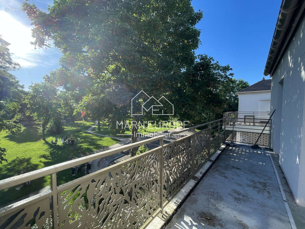 Appartement à CHARNY