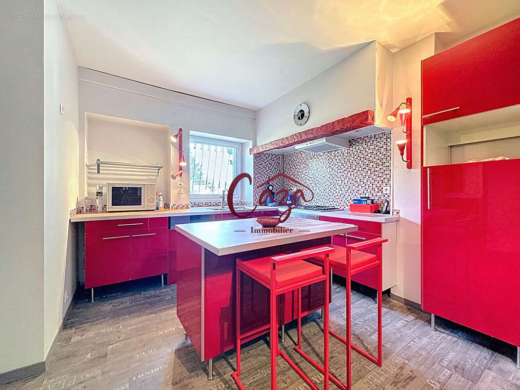 Maison à FARGUES-SAINT-HILAIRE