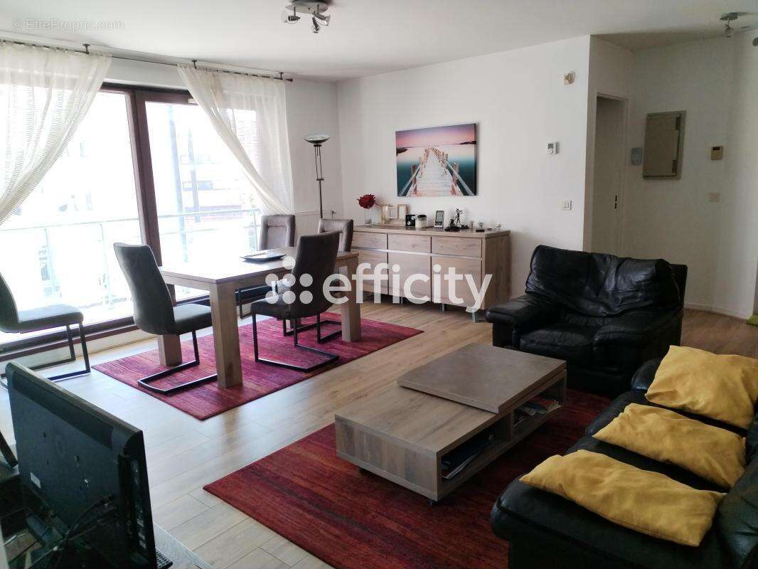 Appartement à MONTIGNY-LE-BRETONNEUX