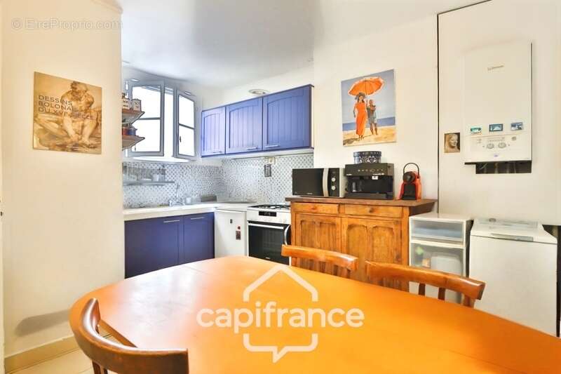 Appartement à PARIS-14E
