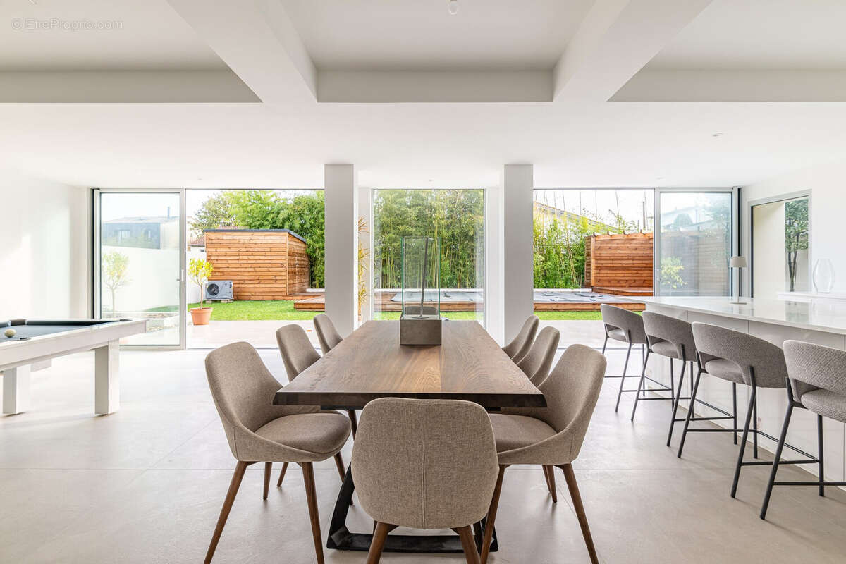 Maison à LE BOUSCAT