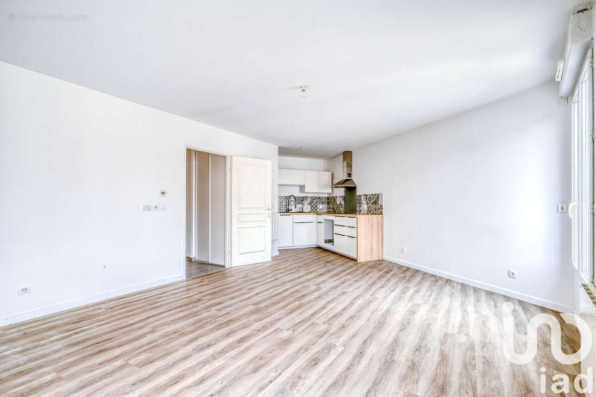 Photo 2 - Appartement à DAMMARTIN-EN-GOELE