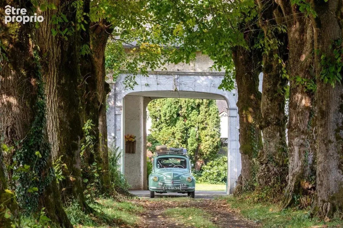 Une demeure patrimoniale au cœur des Pyrénées - photo 2
