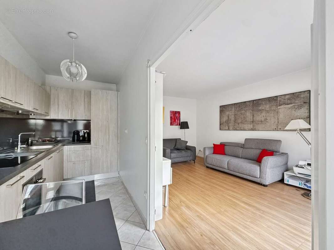 Appartement 35 m² à Paris-15e  - photo 3