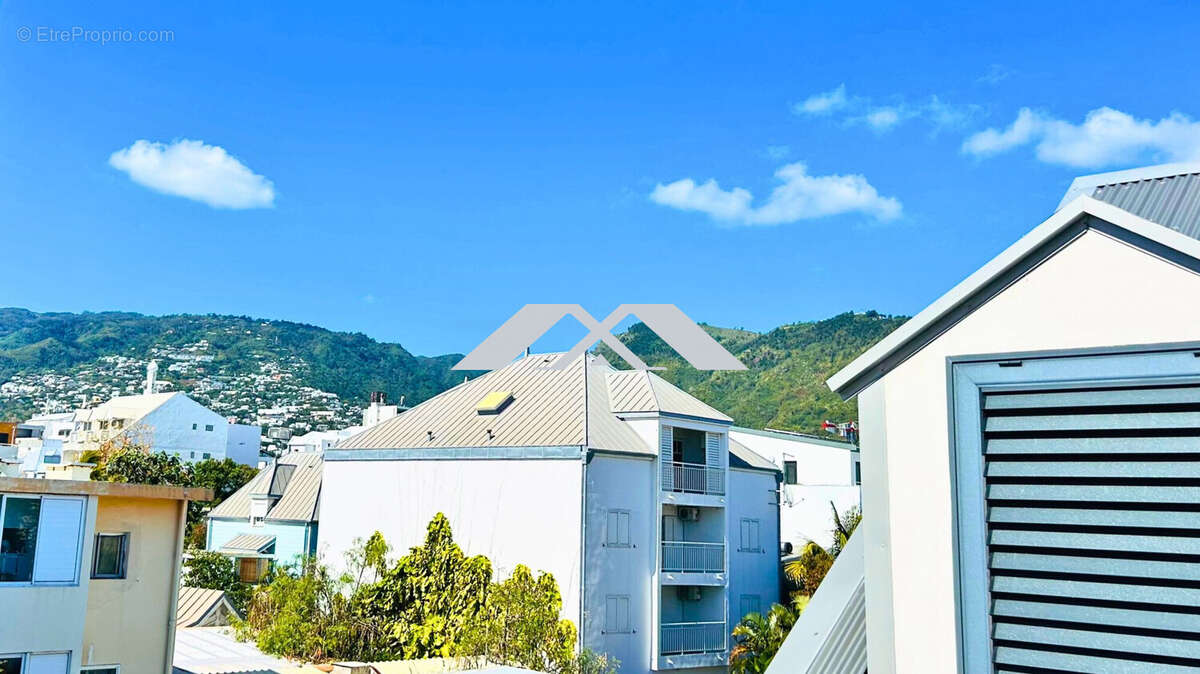 Vue de la terrasse - Appartement à SAINT-DENIS