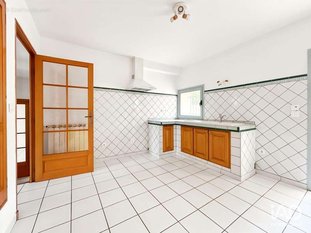 Photo 3 - Maison à BAGNOLS-SUR-CEZE