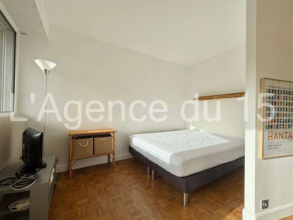 Appartement à PARIS-15E