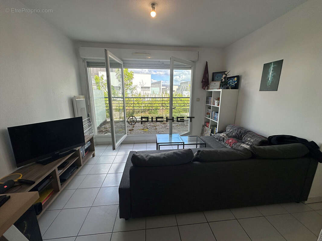 Appartement à BEGLES