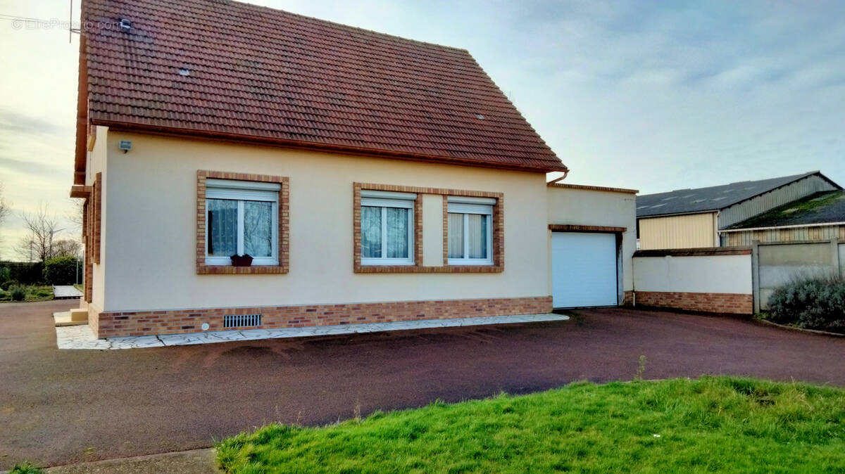 Maison à FRIAUCOURT