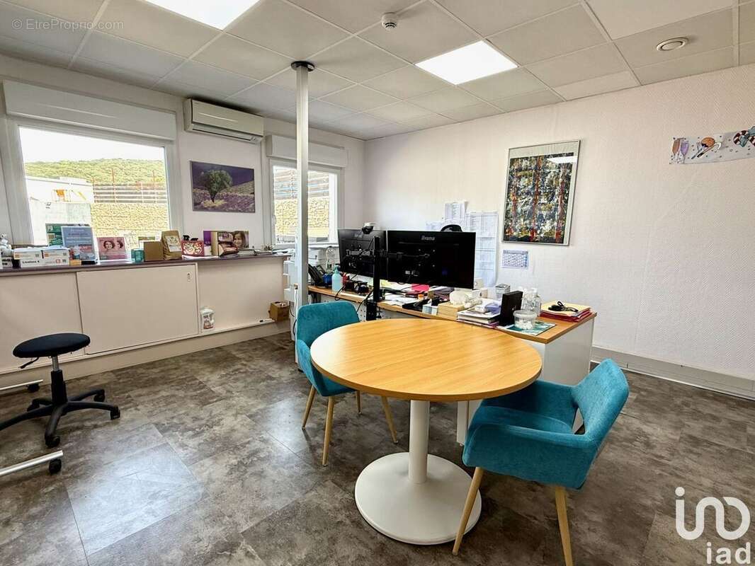 Photo 7 - Commerce à MALATAVERNE