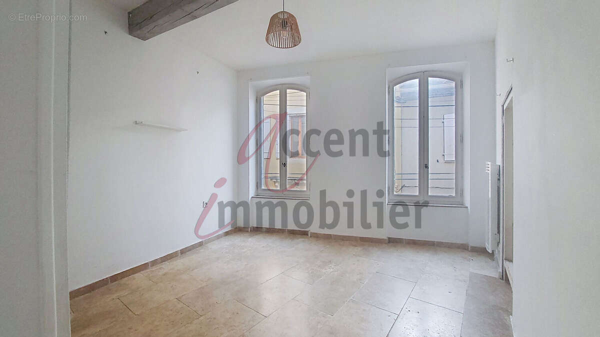 Appartement à NOVES