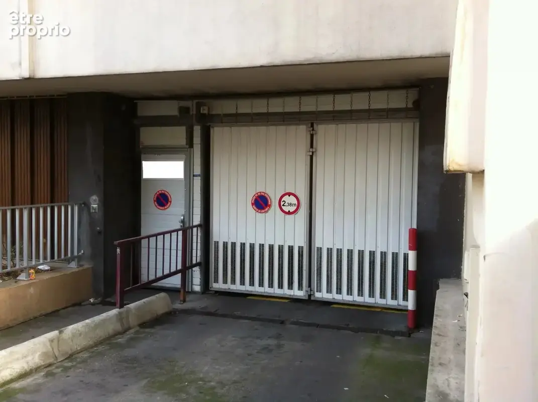À vendre – Box fermé et sécurisé de 12 m² – Paris 19e - photo 3