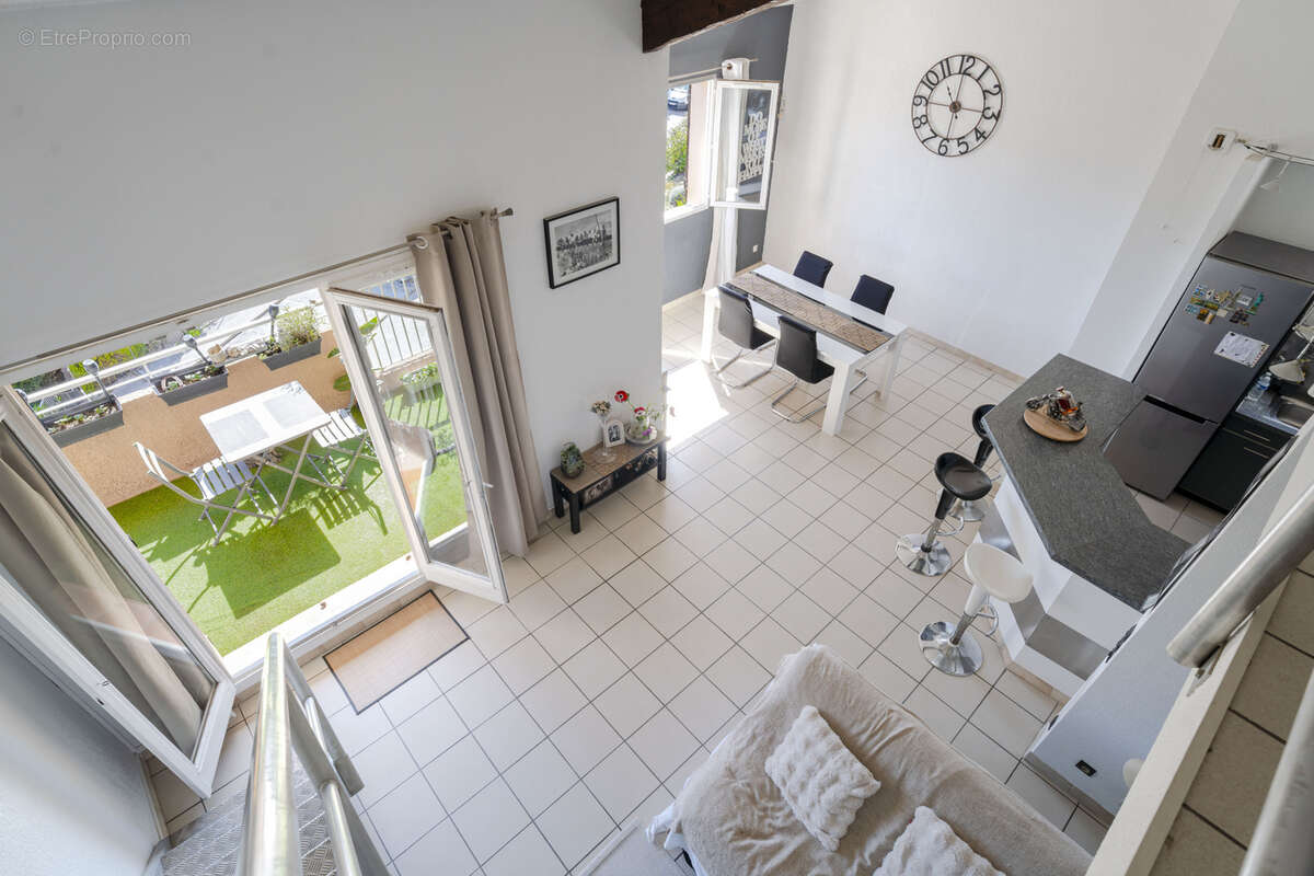 Appartement à CARQUEIRANNE