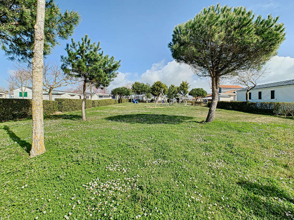 Saint Gilles Croix De Vie - 4Om² dans PRL sécurisé ouvert du 1er Avril au 30 septembre - photo 14