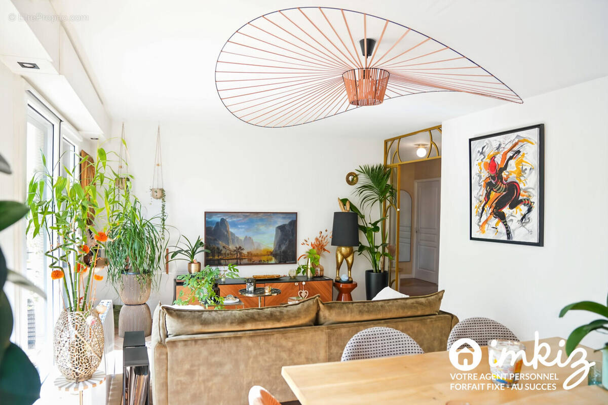 Appartement à PARIS-19E