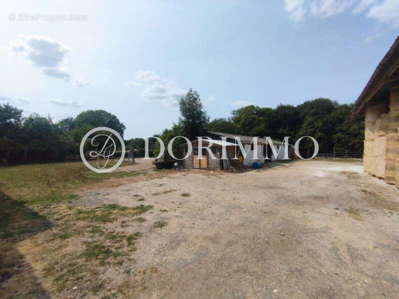 RARE Propriété équestre à fort potentiel avec pâture et carrière ! - photo 13
