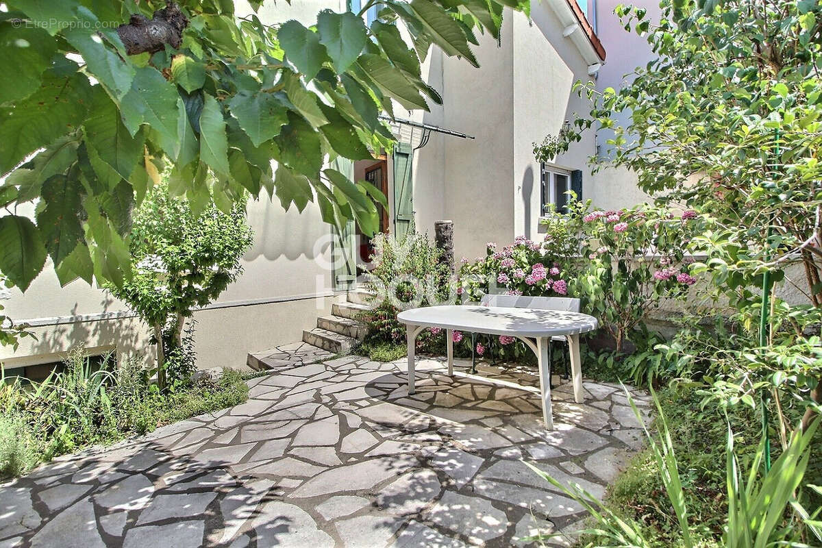 Maison à CHAVILLE