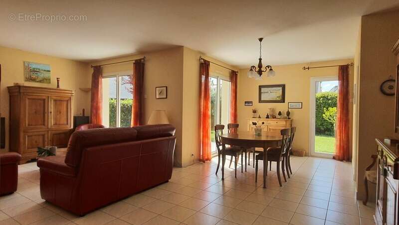 Maison à CHARTRES-DE-BRETAGNE