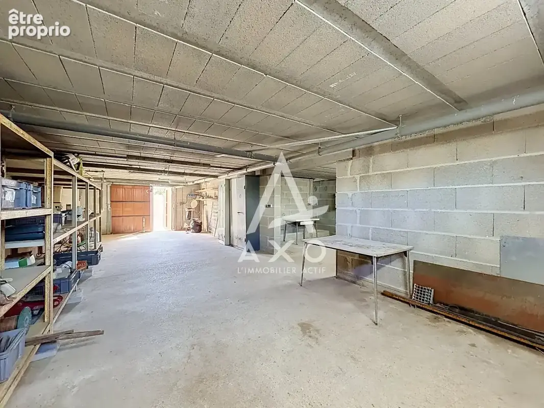 Maison familiale 5 chambres, sous-sol total et 8500m² de terrain - photo 13