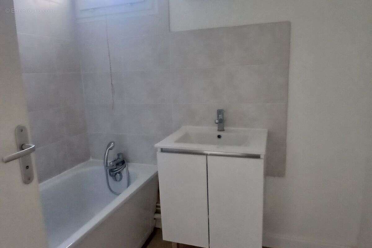 Appartement à MARSEILLE-11E