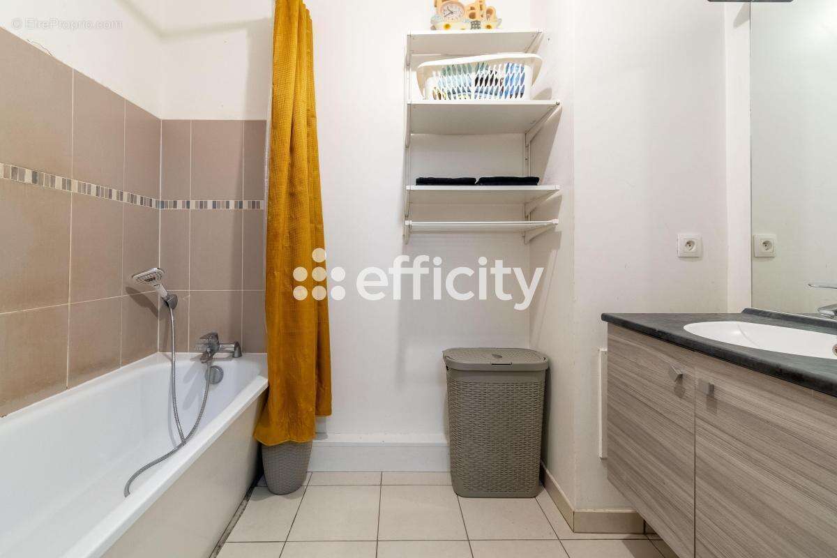 Appartement à CHOISY-LE-ROI