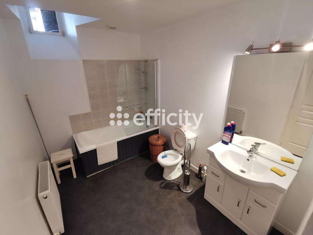Maison 240 m² à Saint-Sever-Calvados  - photo 15