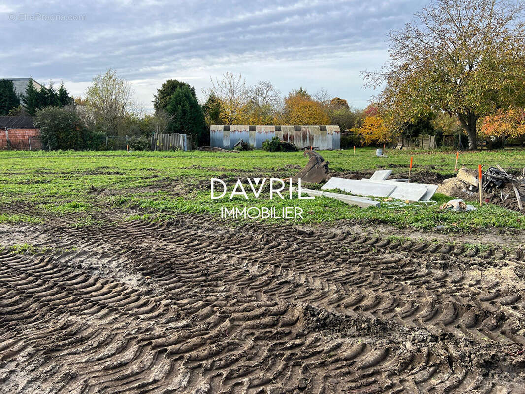 Terrain à ERAGNY