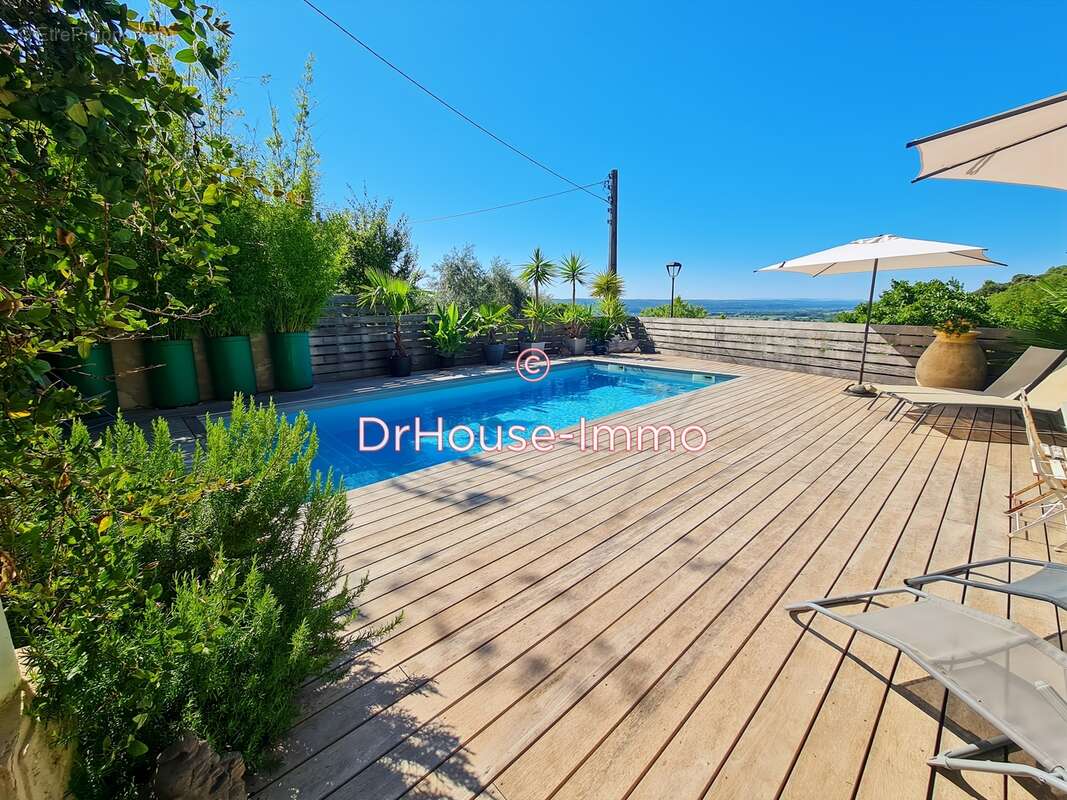 Maison à VILLENEUVE