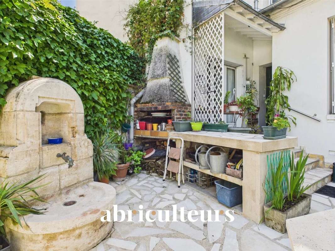 Appartement à PARIS-12E