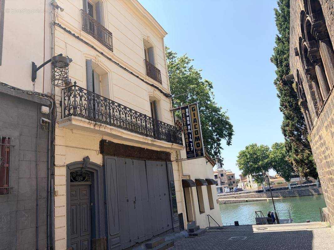 Commerce à AGDE