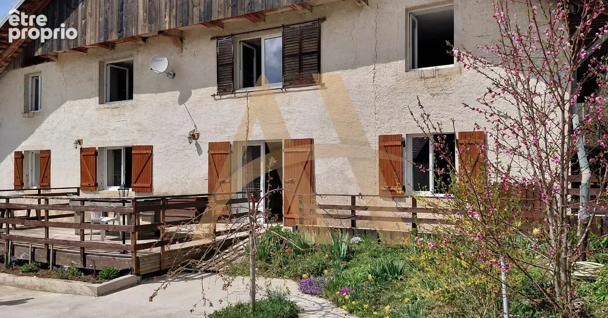 Ancienne ferme à Guyans-Vennes - photo 18