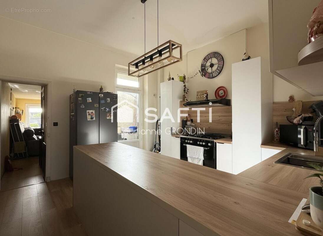 Photo 2 - Maison à SAINT-JEAN-D'ANGELY