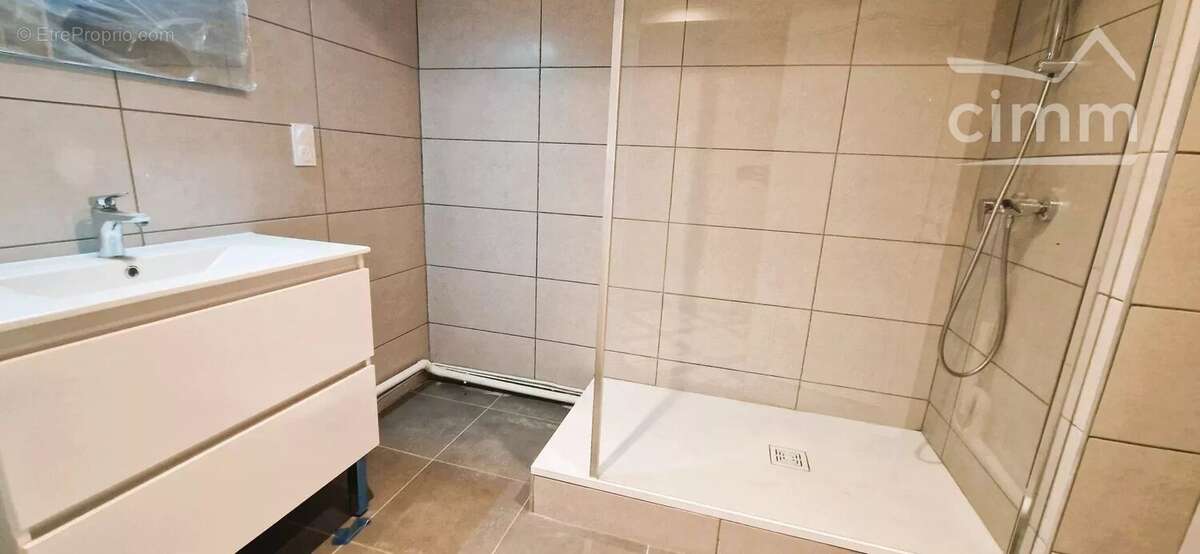 Appartement à LA TOUR-DU-PIN