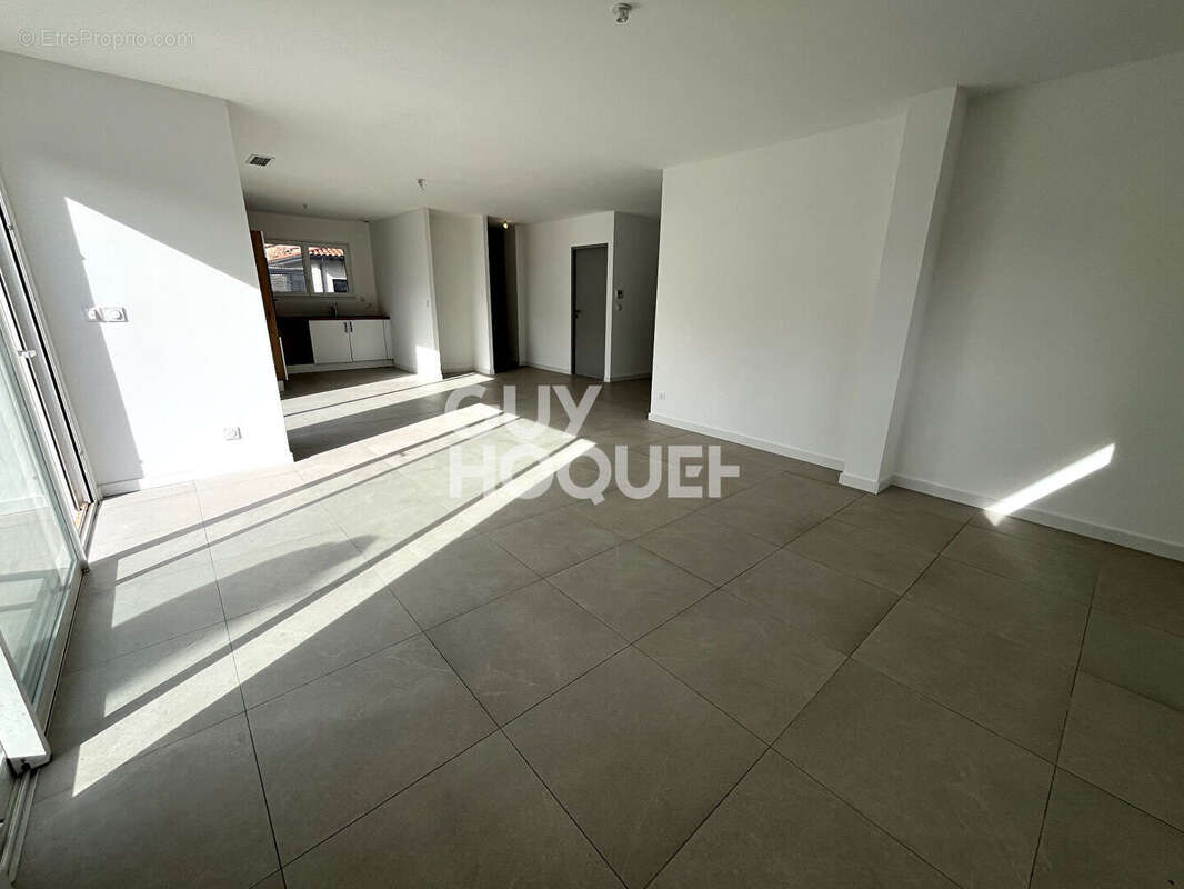 Maison à LAROQUE-DES-ALBERES