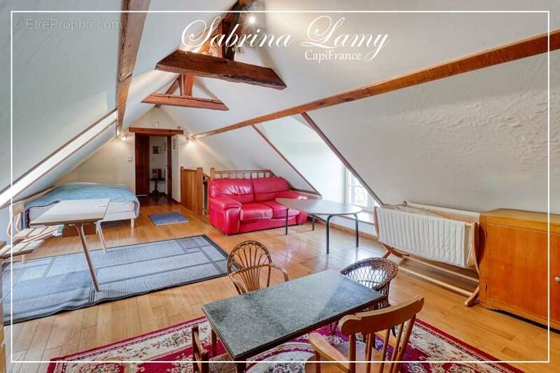  À Vendre : Élégante Propriété de Prestige en Pierre Meulière - 214 m² sur 2508 m² de Terrain - 5 chambres - photo 16