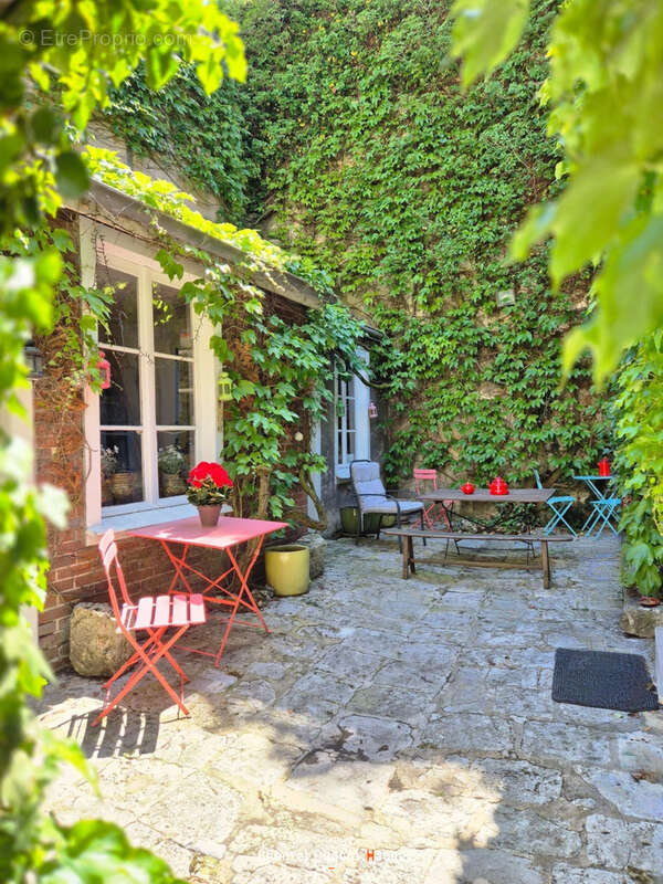 Maison à CHARTRES