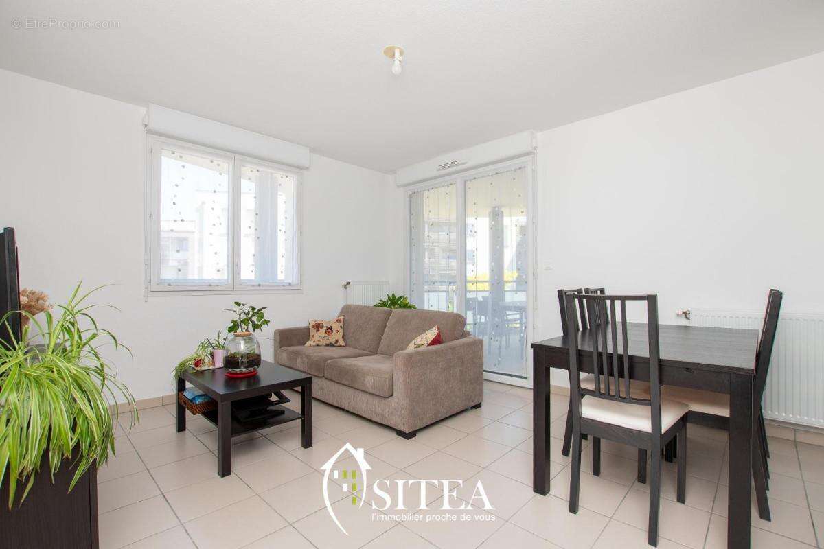 Appartement à COLOMIERS