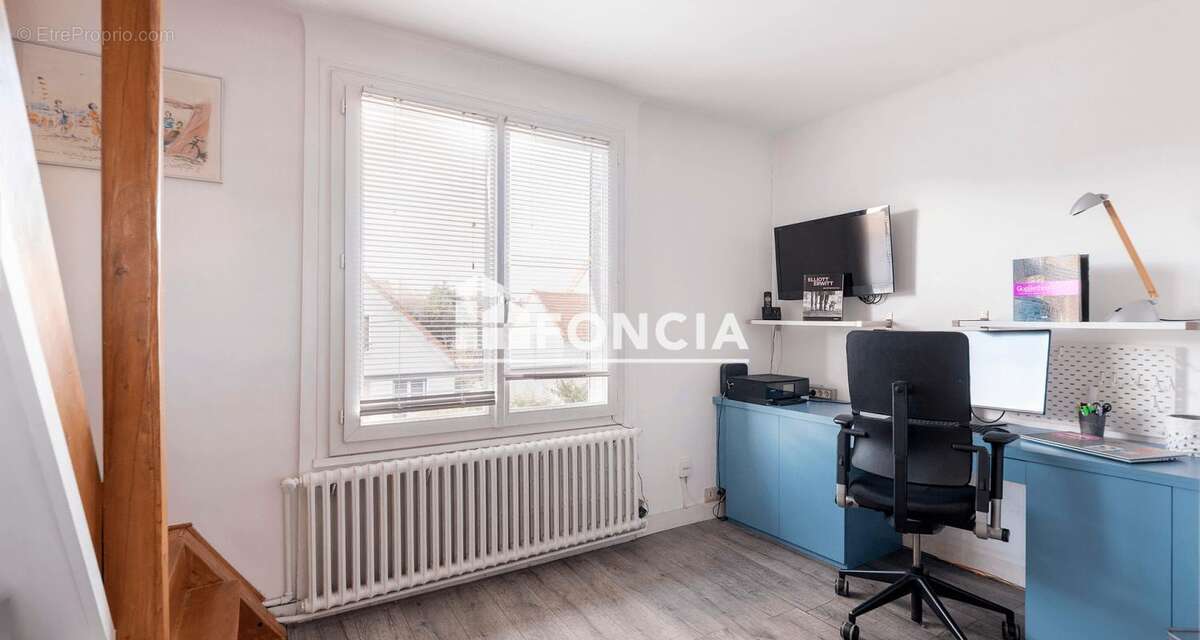 Maison à CHEVILLY-LARUE