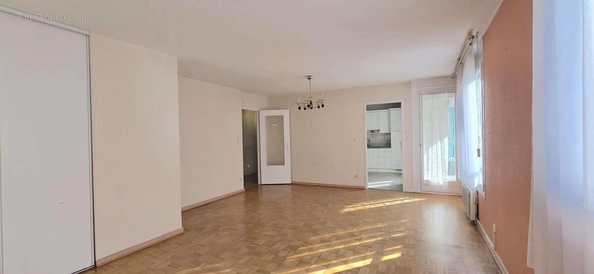 Appartement à AIX-LES-BAINS