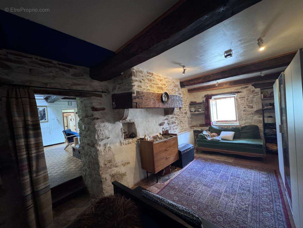 Maison à DIZIMIEU