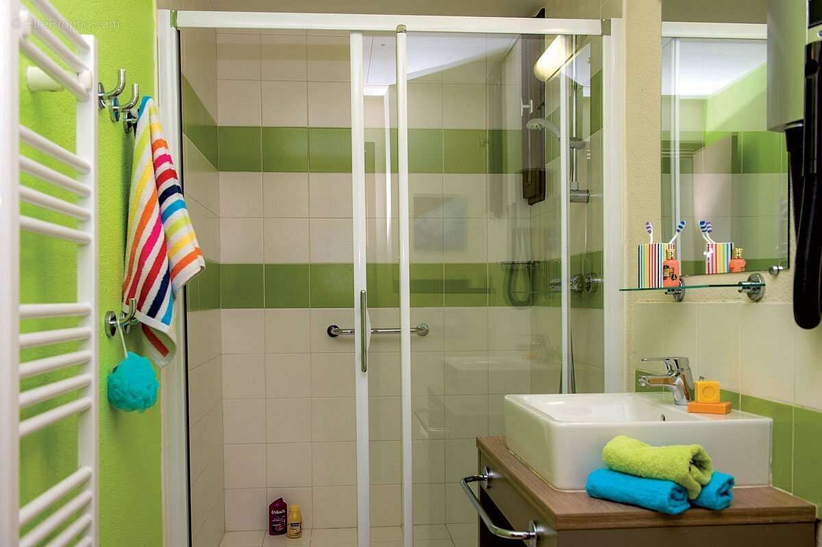 Appartement à LA COLLE-SUR-LOUP