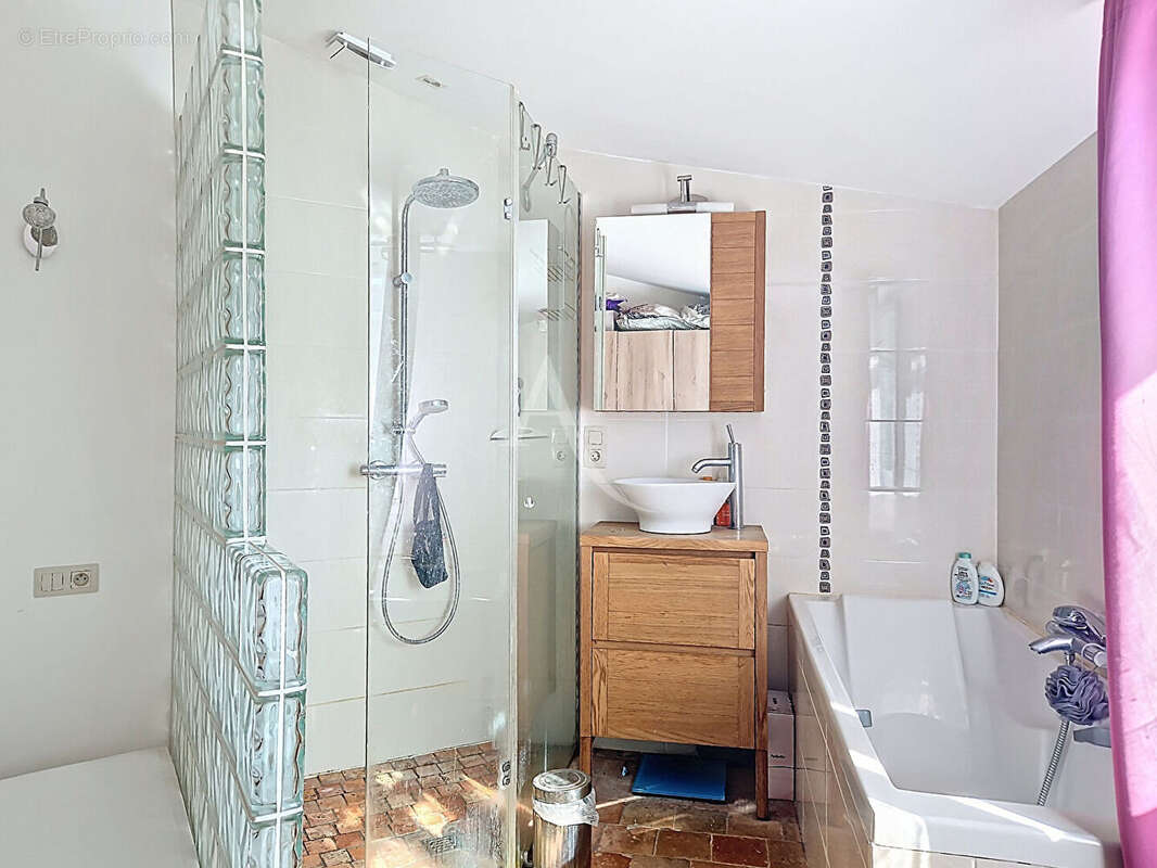 Maison à DOUE-LA-FONTAINE