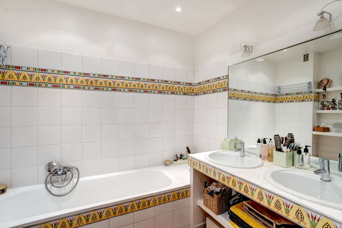 Appartement à CHAVILLE