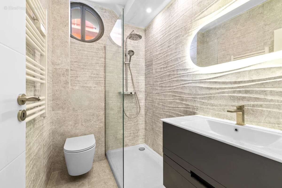 La Turbie - Appartement 2P de 26 m² entièrement rénové -  Location saisonnière autorisée - photo 5