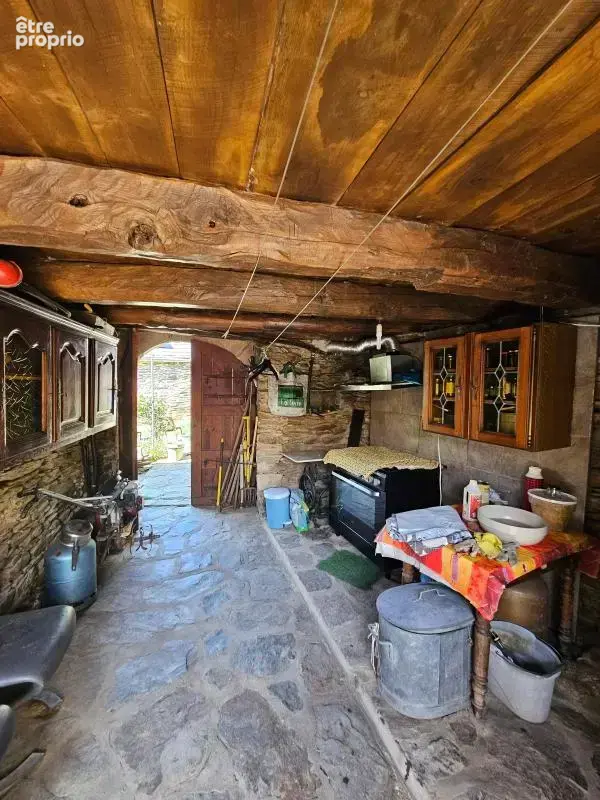 PONTEILS-ET-BRÉSIS- Mas en pierre 119m2, source privée, vue panoramique et 8000m2 de terrain. Annexe à rénover - photo 6