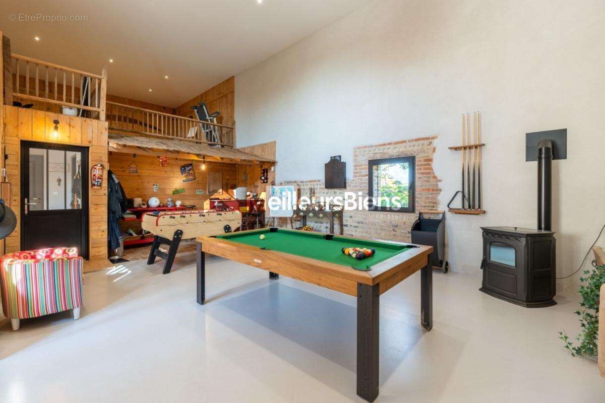 Maison bressane 327m² à Sulignat, terrain 4863m² - photo 12