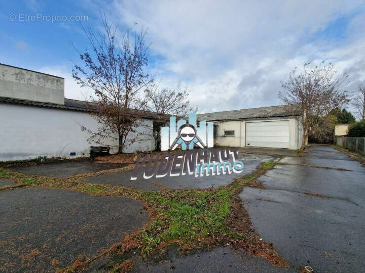 Commerce à TOURNEFEUILLE