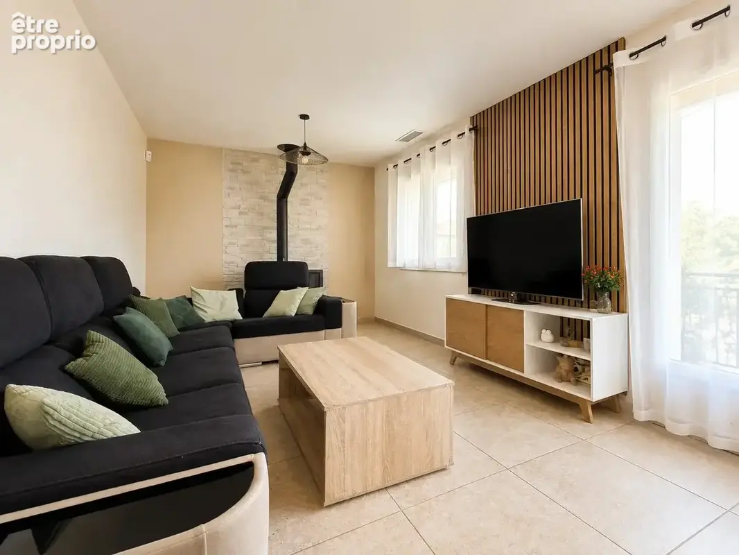 Maison de plain-pied de 115 m² avec garage et jardin - photo 3