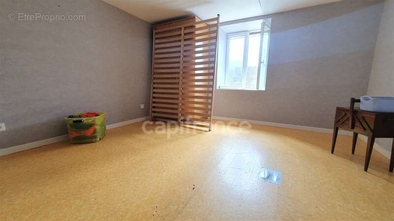 Maison à CHAMPAGNEY